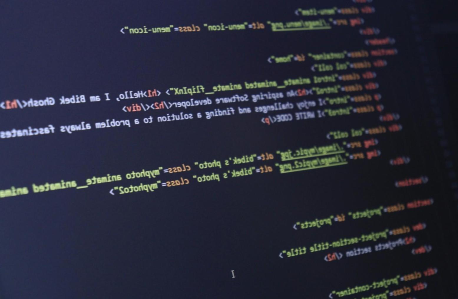 Vue d'ensemble de notre campus numérique avec étudiants travaillant sur des projets d'IA